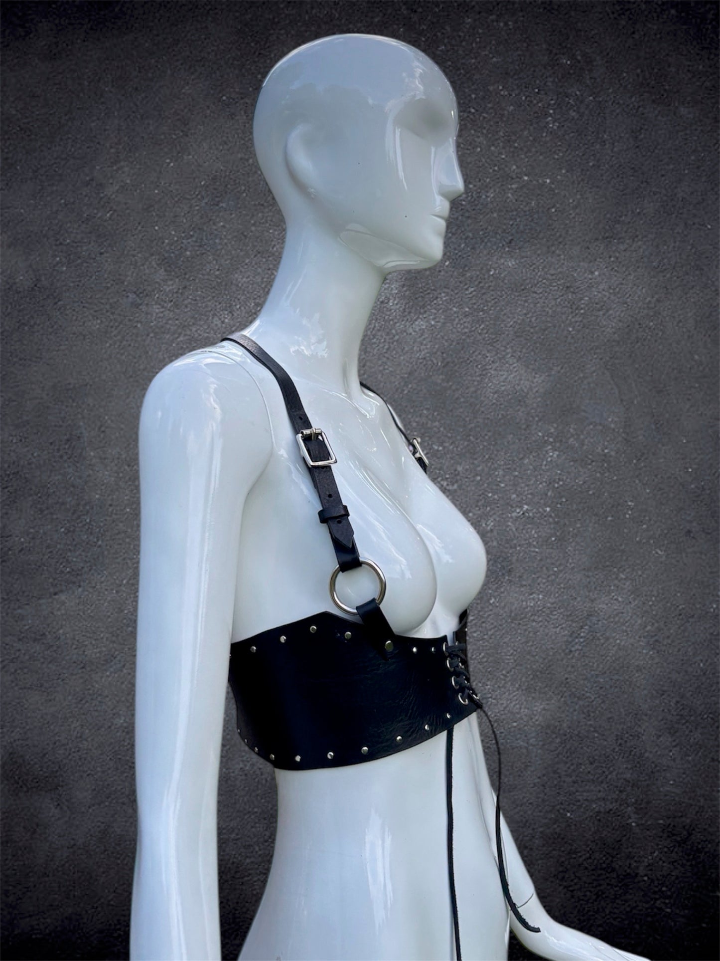 Lace Up Harness (Black)