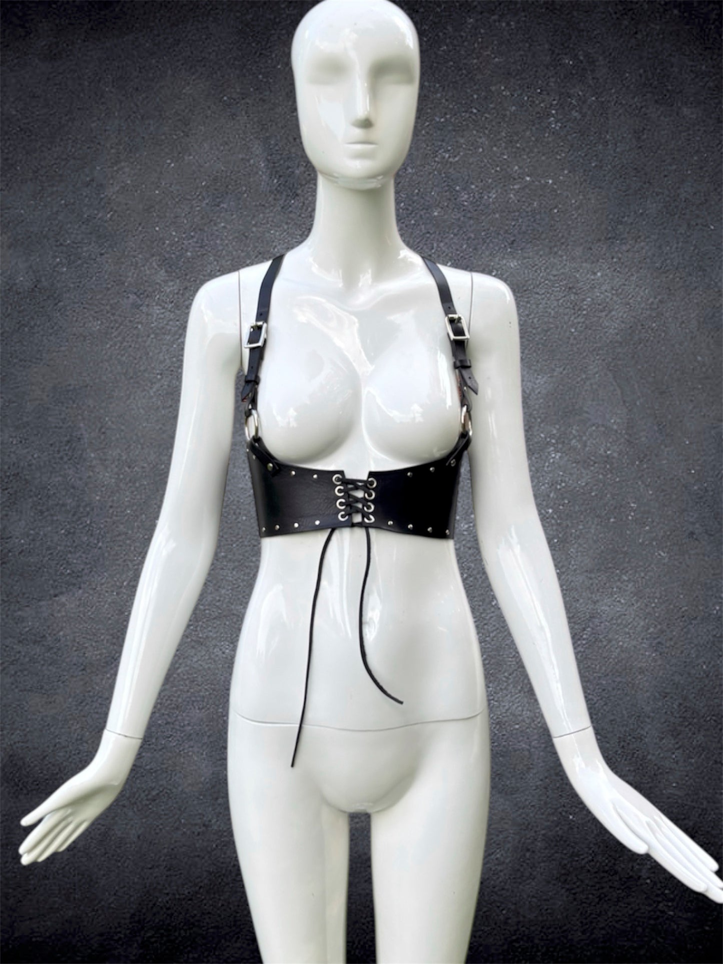 Lace Up Harness (Black)